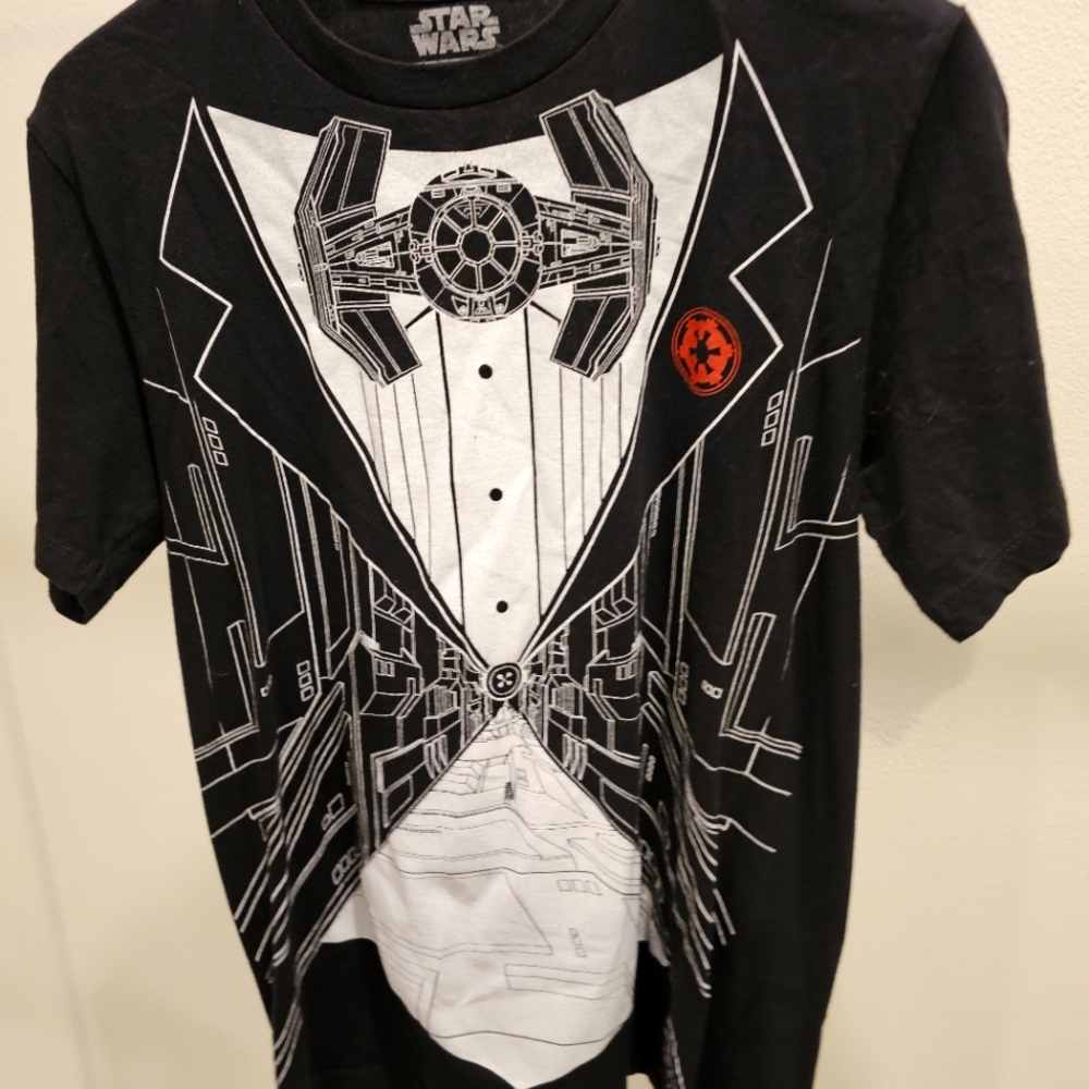 Star Wars Tee 🤵‍♂️
